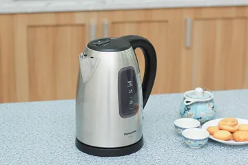 Ấm Siêu Tốc Panasonic NC-SK1BRA 1.6L - Đun Nước Nhanh 2200W, Inox Bóng, Tiện Ích Hiện Đại cho Gia Đình