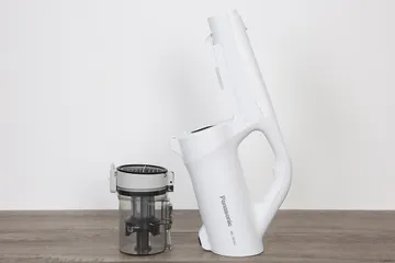 Máy Hút Bụi Không Dây Panasonic MC-SB30JW049 270W - Công Suất 100W, Nhẹ Nhàng, Tiện Lợi Cho Vệ Sinh Nhà Cửa