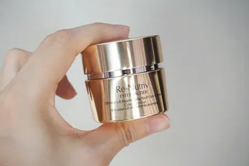Ảnh đánh giá Kem Dưỡng Mắt Estee Lauder Re-Nutriv Ultimate Lift 15ML - Giúp Chống Lão Hóa, Làm Sáng Da Vùng Mắt, Cải Thiện Quầng Thâm