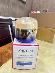 Ảnh đánh giá Kem Dưỡng Da Trẻ Hóa Shiseido Vital-Perfection 50ml - Kem Săn Chắc, Dưỡng Ẩm Từ Thiên Nhiên, Giải Quyết Dấu Hiệu Lão Hóa Da