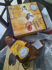 Ảnh đánh giá Đùi Heo Muối Mini Jamon Curado Espana - Hương Vị Thơm Ngon Đậm Đà, Món Ăn Truyền Thống Tây Ban Nha 1kg Hộp Sang Trọng