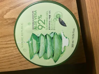 Ảnh đánh giá Gel Dưỡng Ẩm Lô Hội Nature Republic 92% Aloe Vera Soothing Gel 300ml - Mát Lành, Phục Hồi, Đa Năng Cho Tất Cả Các Loại Da