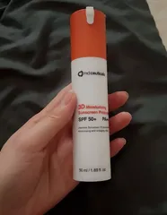 Ảnh đánh giá Kem Chống Nắng Giữ Ẩm Md:ceuticals 3D Moisturizing SPF 50+ - Bảo Vệ Da Hoàn Hảo Khỏi Tia UVA/UVB, Dành Cho Mọi Loại Da