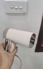 Ảnh đánh giá Bàn là hơi nước cầm tay gấp gọn Seka SK547 - Công suất lớn 1200W, 7 vòi phun, khử trùng hiệu quả, nhẹ và dễ sử dụng