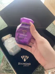 Ảnh đánh giá Viên uống dưỡng trắng da Diamond White Day & Night - Giúp làm đẹp da, cải thiện đàn hồi, sáng khỏe và mịn màng cho phụ nữ từ 18 tuổi trở lên.