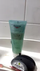 Ảnh đánh giá Gel Tẩy Tế Bào Chết Da Mụn Eucerin Pro Acne Scrub 100ml - Chăm Sóc Da Mụn Hiệu Quả, Ngăn Ngừa Mụn Đầu Đen, Làm Sạch Sâu Lỗ Chân Lông