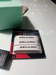 Ảnh đánh giá Set 3 Băng Dán Bảo Vệ Cạnh Vợt Pickleball Selkirk 20mm - Chất Liệu Cao Su Dẻo, Bảo Vệ Chống Trầy Xước, Độ Bền Cao, Nhiều Màu Sắc