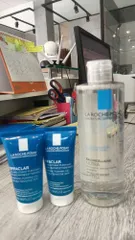 Ảnh đánh giá Nước tẩy trang La Roche-Posay Micellar Water 400ml cho da nhạy cảm - Dịu nhẹ, làm sạch hiệu quả, không cồn, lành tính cho làn da.