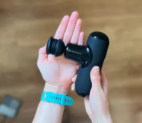 Ảnh đánh giá Máy Massage Mini Cầm Tay KINGTECH A1 - Thiết Bị Massage Trị Liệu Sạc Pin, 5 Đầu Massage, Chống Ồn, Giảm Căng Thẳng, Dễ Dàng Mang Theo