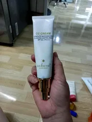 Ảnh đánh giá Kem Nền Sakura CC Cream Flawless Control Base Nhật Bản - Kem Trang Điểm Chống Nắng SPF50/PA++++, Che Khuyết Điểm Hoàn Hảo, Lớp Nền Tự Nhiên