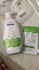 Ảnh đánh giá Nước tắm gội cho bé Kutieskin 200ml - Lành tính, không paraben, làm sạch da và tóc, dịu nhẹ cho trẻ sơ sinh, không cần tráng lại với nước.