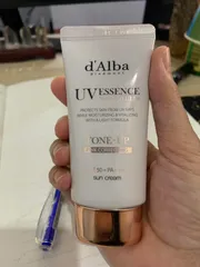 Ảnh đánh giá Kem chống nắng nâng tone d'Alba Waterfull Tone-up Sunscreen