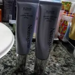 Ảnh đánh giá Serum Neutrogena Rapid Wrinkle Repair 29ml - Chống Lão Hóa, Giảm Nếp Nhăn, Cải Thiện Độ Sáng, Sản Phẩm Chăm Sóc Da Chuyên Sâu