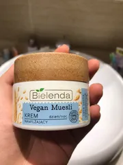 Ảnh đánh giá Kem Dưỡng Ẩm Sáng Da Bielenda Vegan Muesli Krem - Dưỡng Ẩm, Làm Sáng, Chiết Xuất Thực Vật, Phù Hợp Cho Mọi Loại Da