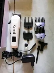 Ảnh đánh giá Tông đơ cắt tóc chuyên nghiệp Kemei 809 - Bộ 4 răng lược cao cấp, thiết kế nhỏ gọn, cắt tỉa dễ dàng tại nhà cho bé