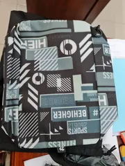 Ảnh đánh giá Túi đựng giày Hier Graphic Shoebox - Dụng cụ thể thao tiện lợi với quai đeo và ngăn zip cho đồ cá nhân, chất liệu chống thấm 100% Polyester