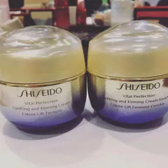 Ảnh đánh giá Kem Dưỡng Da Trẻ Hóa Shiseido Vital-Perfection 50ml - Kem Săn Chắc, Dưỡng Ẩm Từ Thiên Nhiên, Giải Quyết Dấu Hiệu Lão Hóa Da