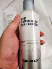 Ảnh đánh giá Sữa Dưỡng Trắng Da Sur.Medic Super Glutathione 100 Bright Emulsion 120ml - Giàu Glutathione, Niacinamide, Vitamin C, Dưỡng Ẩm, Sáng Mịn Da