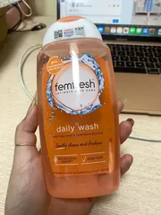 Ảnh đánh giá Dung dịch vệ sinh Femfresh Daily 250ml - Giải pháp vệ sinh nhẹ nhàng cho phụ nữ, kháng viêm, kháng khuẩn, bảo vệ vùng kín sạch sẽ, thơm tho