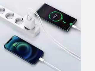 Ảnh đánh giá Củ Sạc Nhanh 2in1 PD 30W QC 18W USB-C & USB-A - Sạc nhanh cho Điện thoại, Máy tính bảng, Laptop, Công Nghệ GaN Tiên Tiến