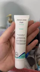 Ảnh đánh giá Kem Dưỡng Aknicare Fast Creamgel Giảm Nhờn Mụn - Chăm Sóc Da Mụn Hiệu Quả, Kiểm Soát Dầu và Làm Dịu Viêm Mụn 30ml