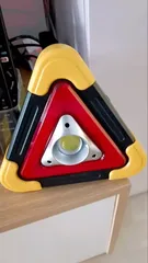 Ảnh đánh giá Đèn LED Cảnh Báo Tam Giác Pin Sạc Đa Năng - Đèn Tích Hợp Chức Năng Cảnh Báo & Chiếu Sáng - Chất Liệu ABS Bền, Gọn Nhẹ, Thời Gian Sử Dụng Lên Đến 8 Giờ
