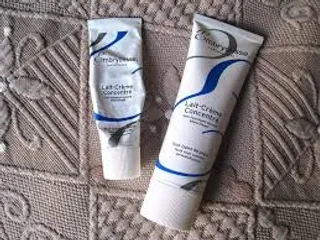 Ảnh đánh giá Kem Dưỡng Ẩm Embryolisse Lait-Crème Concentre - Sản Phẩm Dưỡng Ẩm, Làm Sáng Da & Lót Trang Điểm từ Pháp