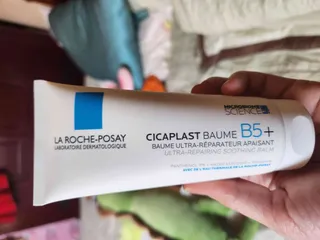 Ảnh đánh giá Kem Dưỡng Ẩm La Roche-Posay Cicaplast Baume B5 100ml - Phục Hồi Da Khô, Kích Ứng, Dị Ứng, Giảm Mụn, Chăm Sóc Da Nhạy Cảm