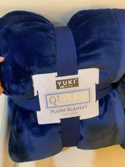 Ảnh đánh giá Chăn lông cừu Yuki Queen Nhật Bản siêu mềm mịn 229x229cm - Chất liệu ấm áp, không xù, hoàn hảo cho gia đình vào mùa đông