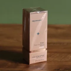Ảnh đánh giá Serum giảm nám trẻ hóa SkinBetter Even Tone Correcting 50ml - Khôi phục sức sống cho da, làm sáng và đều màu da tự nhiên.