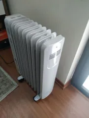 Ảnh đánh giá Máy Sưởi Dầu Tiross TS923 9 Thanh Nhiệt 2200W - Sưởi Ấm Nhanh, Điều Chỉnh Nhiệt Độ Thông Minh, Thiết Kế Nhỏ Gọn, Tiết Kiệm Điện