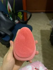 Ảnh đánh giá Máy rửa mặt Emmié Premium Facial Cleansing Brush - Sạch sâu, 7 chế độ rung, giúp da khỏe mạnh, dịu nhẹ, hỗ trợ chống lão hóa, bảo hành 12 tháng