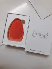 Ảnh đánh giá Máy rửa mặt Emmié Premium Facial Cleansing Brush - Sạch sâu, 7 chế độ rung, giúp da khỏe mạnh, dịu nhẹ, hỗ trợ chống lão hóa, bảo hành 12 tháng