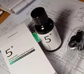 Ảnh đánh giá Serum Dưỡng Sáng Da Numbuzin No.5+ Vitamin Concentrated 30ml - Hỗ Trợ Làm Mờ Thâm Nám, Cải Thiện Sắc Tố Da, Dưỡng Ẩm Mềm Mịn