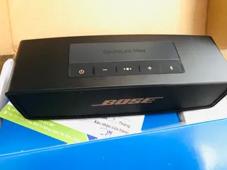Ảnh đánh giá Loa Bluetooth Bose Soundlink Mini II Special Edition - Thiết kế nhỏ gọn, âm thanh sống động, kết nối Bluetooth và microphone đàm thoại tiện lợi.