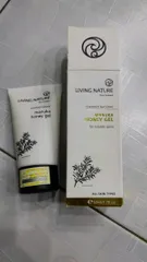 Ảnh đánh giá Gel Trị Mụn Living Nature Manuka Honey 10ml - Hỗ Trợ Giảm Mụn Viêm, Mụn Trứng Cá, Làm Dịu Da & Làm Lành Vết Thương
