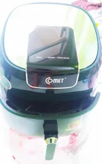 Ảnh đánh giá Nồi Chiên Không Dầu Comet CM6858 4.2L - Màn Hình Cảm Ứng, Công Nghệ Rapid Air Giảm 80% Dầu Mỡ, Dễ Dàng Vệ Sinh, Nấu An Toàn Tốt Cho Sức Khỏe