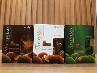 Ảnh đánh giá Kẹo Hạnh Nhân Tiramisu Beryl's Hảo Hạng - Hương Vị Socola Đen, Trắng, Sữa & Trà Xanh - Quà Tết Hoàn Hảo, Ngọt Ngào, Sang Trọng