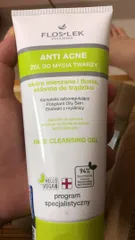 Ảnh đánh giá Sữa Rửa Mặt Floslek Anti Acne cho Da Dầu Mụn - Gel Làm Sạch Sâu Ngăn Ngừa Mụn, Kháng Viêm, Dưỡng Ẩm 200ml