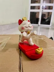 Ảnh đánh giá Giá đỡ điện thoại mèo Thần Tài may mắn - Phụ kiện trang trí nhà, ô tô cho năm mới, mang lại tài lộc và may mắn, chất liệu PVC cao cấp.