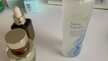 Ảnh đánh giá Nước Dưỡng Tinh Chất Estee Lauder Kích Hoạt Làn Da 200ml - Tái Tạo Da Khô, Làm Mềm Mịn, Giảm Nếp Nhăn, Dưỡng Ẩm Hiệu Quả