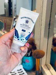Ảnh đánh giá Kem Dưỡng Ngày Nuskin Day Dream Protective Cream SPF35 - Dưỡng Ẩm, Chống Nắng, Bảo Vệ Da Rạng Rỡ, Phù Hợp Da Thường và Khô