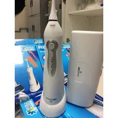 Ảnh đánh giá Máy tăm nước Procare A3 cầm tay cao cấp - Thiết kế nhỏ gọn, 3 chế độ và 1400 nhịp rung/phút cho sức khỏe răng miệng tối ưu.