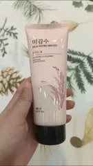 Ảnh đánh giá Sữa Rửa Mặt The Face Shop Rice Water Bright 150ml - Làm Sạch Da, Giúp Da Trắng Sáng, Không Nhờn Rít - Dưỡng Ẩm Từ Gạo Hàn Quốc
