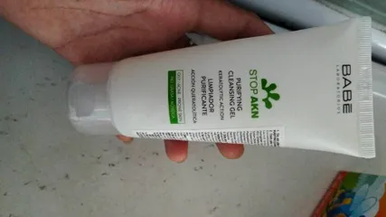 Ảnh đánh giá (Hàng nhập khẩu) Sữa Rửa Mặt BABE Stop AKN Gel 200ml - Làm Sạch Dịu Nhẹ, Kiểm Soát Dầu, Ngăn Mụn Tái Phát, Làm Sáng Da