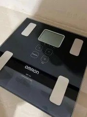 Ảnh đánh giá Cân Đo Lượng Mỡ Cơ Thể Omron HBF-224 - Chịu Lực Tối Đa 135kg, Màn Hình LCD, Đo Tỷ Lệ Mỡ Cơ, Đánh Giá Sức Khỏe 4 Người Dùng