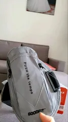 Ảnh đánh giá Túi Đeo Điện Thoại Chạy Bộ Phản Quang GoodFit GF201RA - Đa Năng Cho Tập Luyện, Chống Thấm, Dùng Được Mọi Điện Thoại