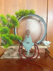 Ảnh đánh giá Tượng Phật A Di Đà Gốm Sứ Tự Nhiên - Vật Phẩm Phong Thủy Thiền Ấn Đẹp Để Thờ Cúng, Cầu Nguyện Bình An và Thịnh Vượng