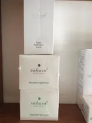Ảnh đánh giá Kem Dưỡng Phục Hồi Ban Đêm Sakura Restorative Night Cream - Chăm Sóc Da Nhập Khẩu Nhật Bản, Giúp Trẻ Hóa Da và Cải Thiện Kết Cấu Da 30g