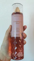 Ảnh đánh giá Xịt Thơm Toàn Thân Bath & Body Works Champagne Toast - Hương Rượu Sâm Banh Quả Mọng Thanh Ngọt, Dưỡng Ẩm Thoải Mái 236ml